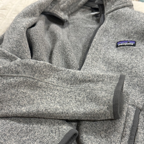 Patagonia Men's Zip-Up Gray Sweater - Picture 6 of 6